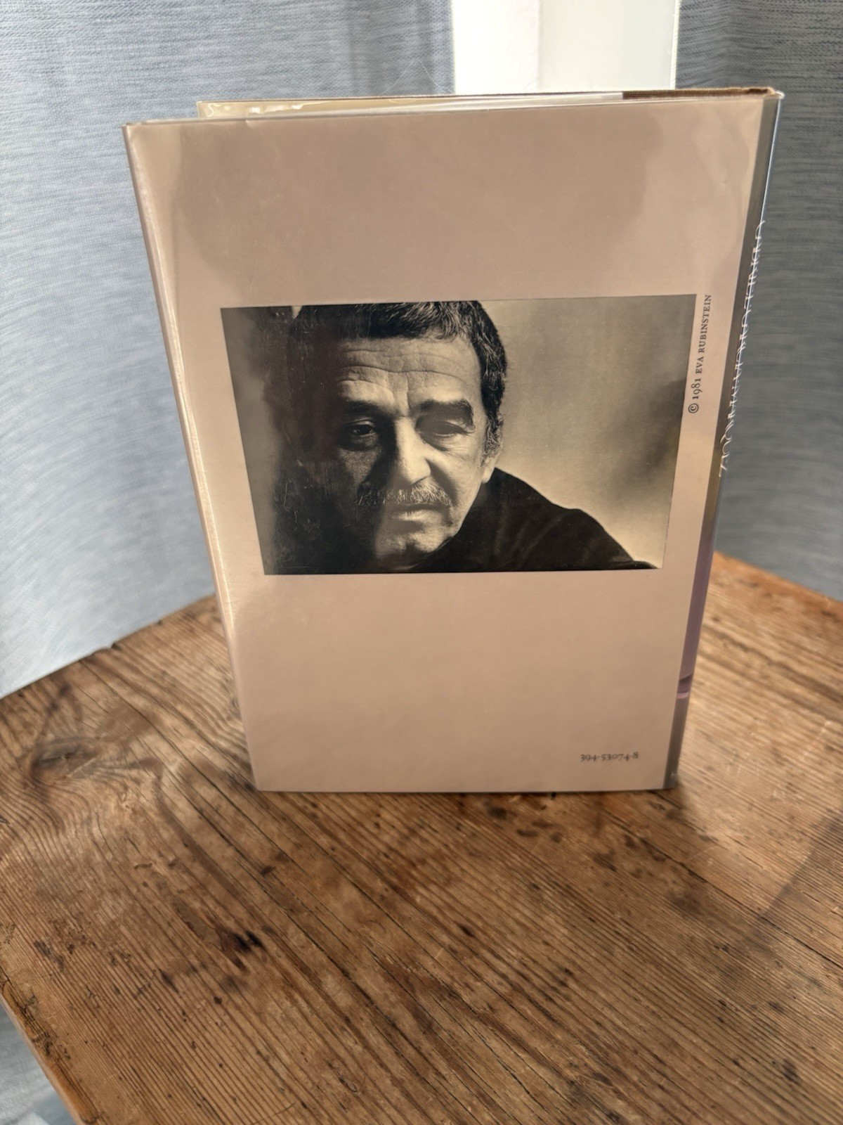SIGNED Chronicle of a Death Foretold by Gabriel García Márquez Book Club Edition