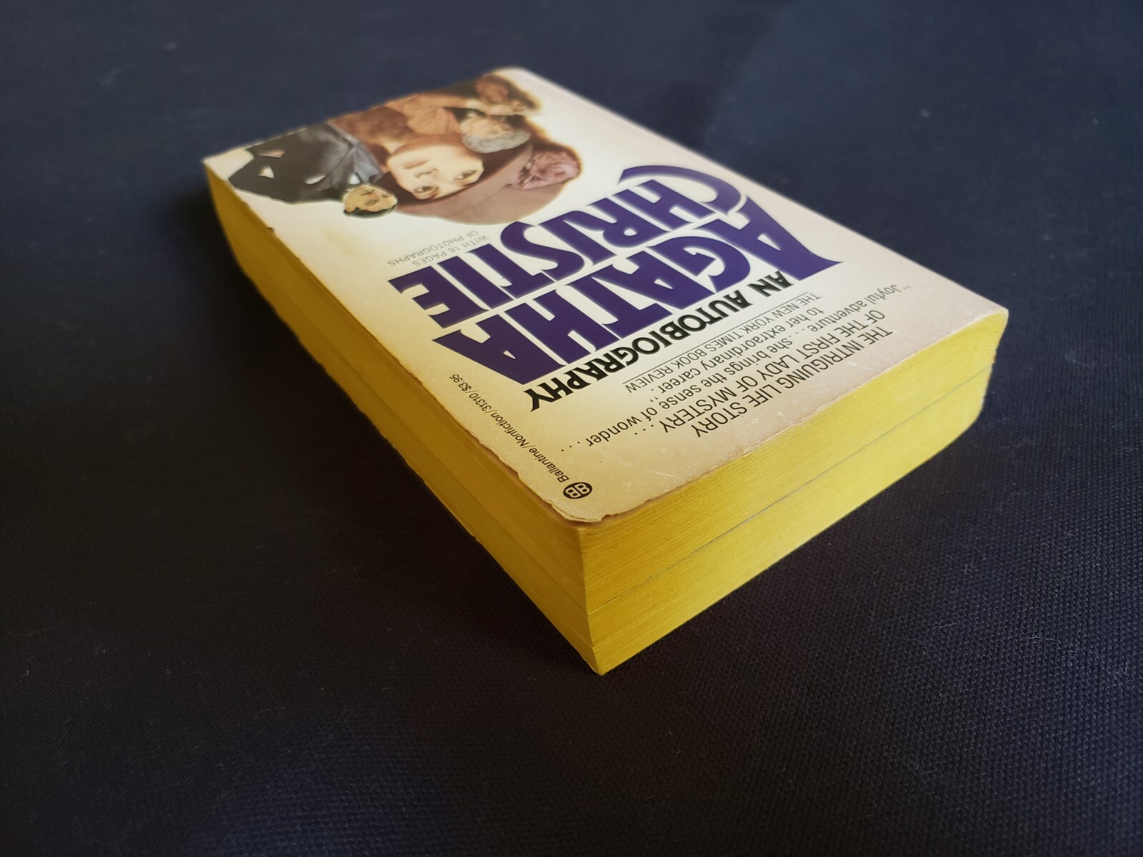 Agatha Christie Autobiography – 16 pages of photographs – Incredible 600 pages +