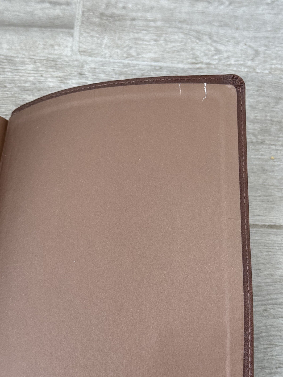 ✝️ Holman HCSB Life Essentials Study Bible Brown Two Tone LeatherTouch