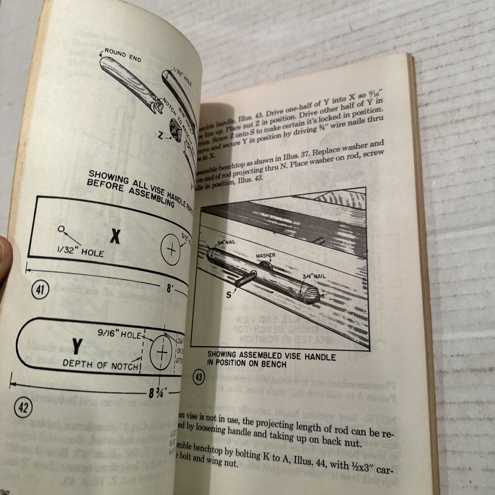How to Build Workbenches, Sawhorse Tool Chests, And Other Projects 1974