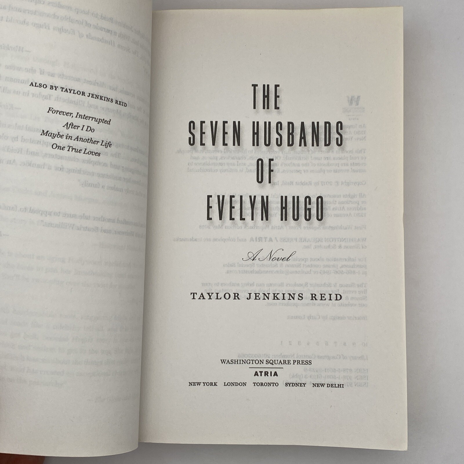 Seven Husbands of Evelyn Hugo : A Novel by Taylor Jenkins Reid 2018 Paperback