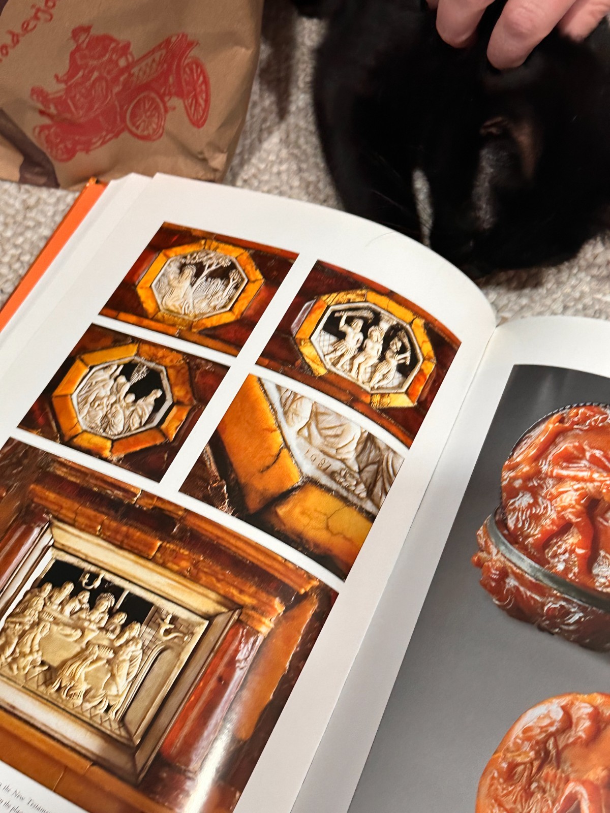 RARE! The Great Book of Amber – Mierzwinska – 2010