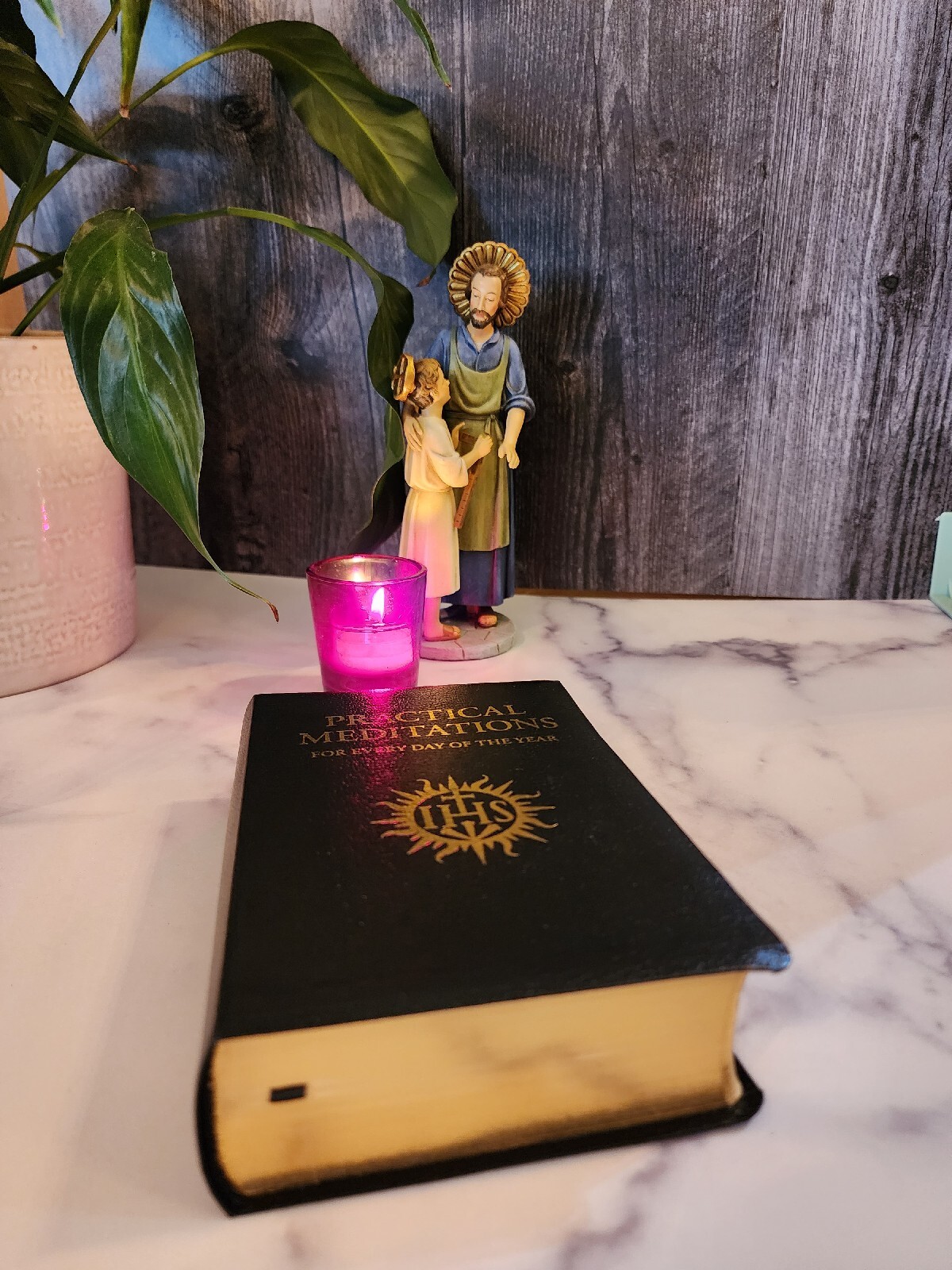 Practical Meditations For Every Day of the Year