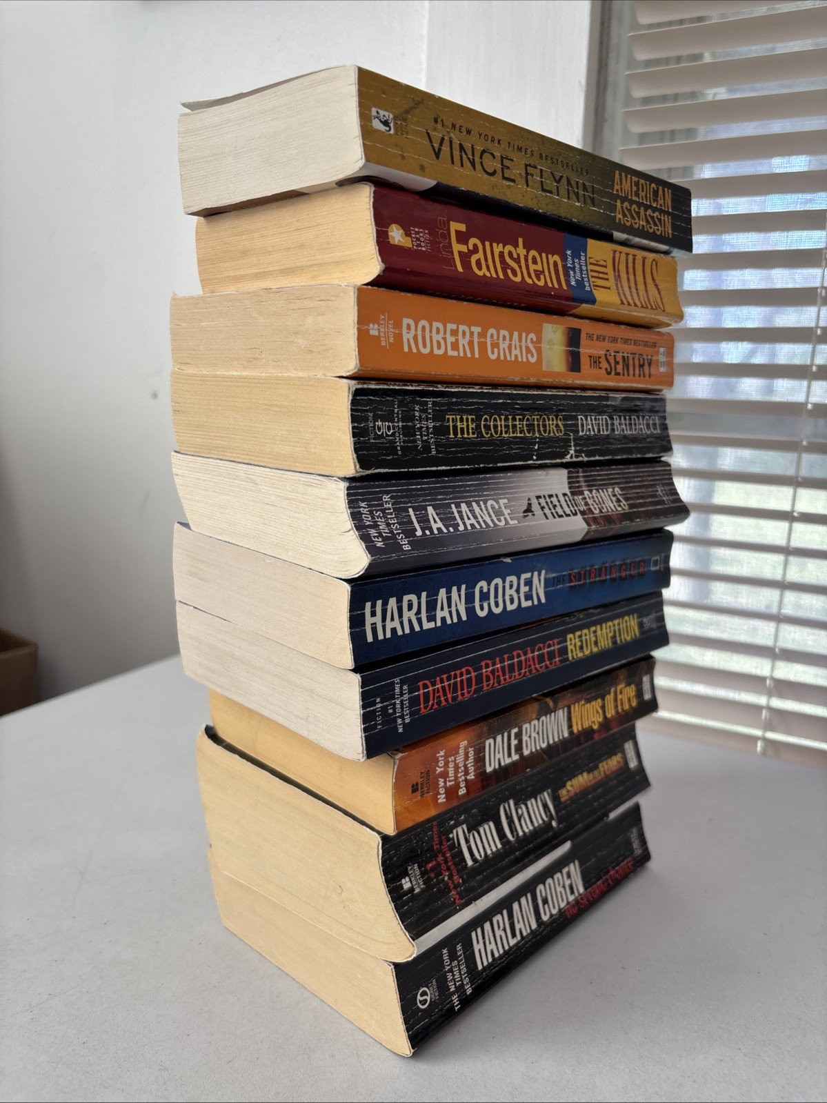 Lot of 10 – Mystery and Thrillers – Mixed Authors – FREE SHIPPING