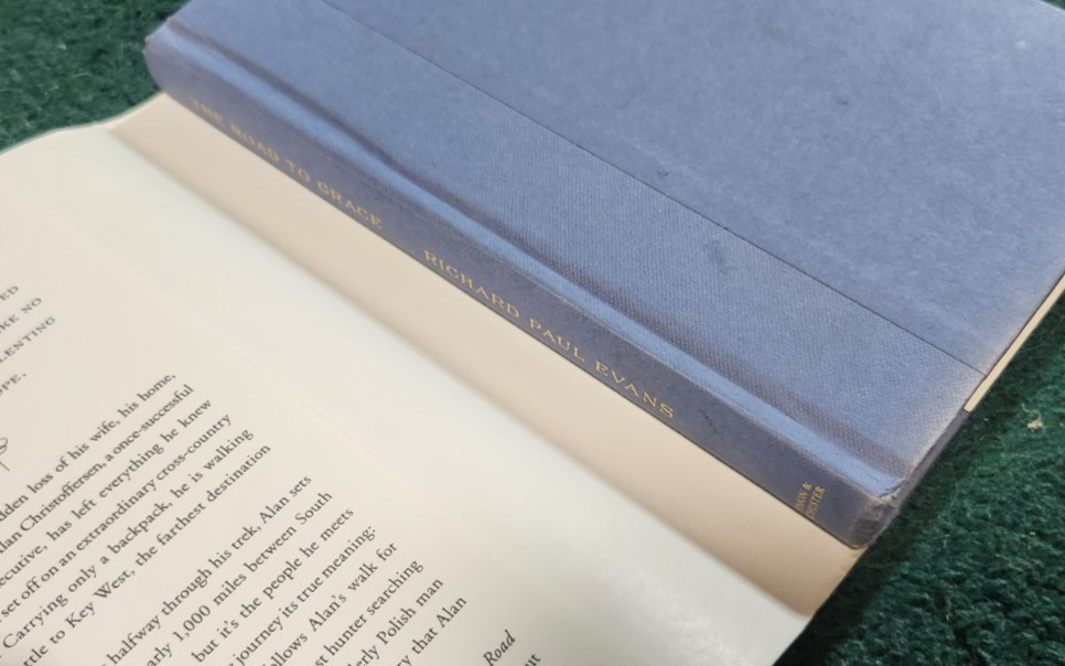 2012 THE ROAD TO GRACE Novel 3rd Journal of The Walk Series Richard Paul Evans