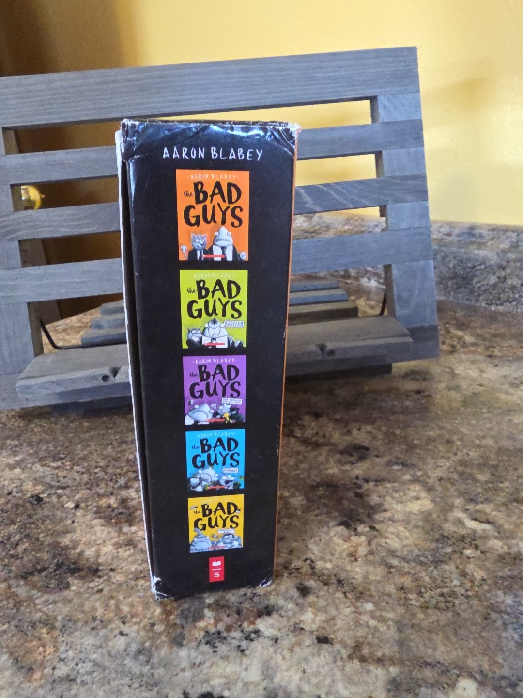 The Bad Guys – Bad Box Set (Paperback) 1-5 Collection by Aaron Blabey