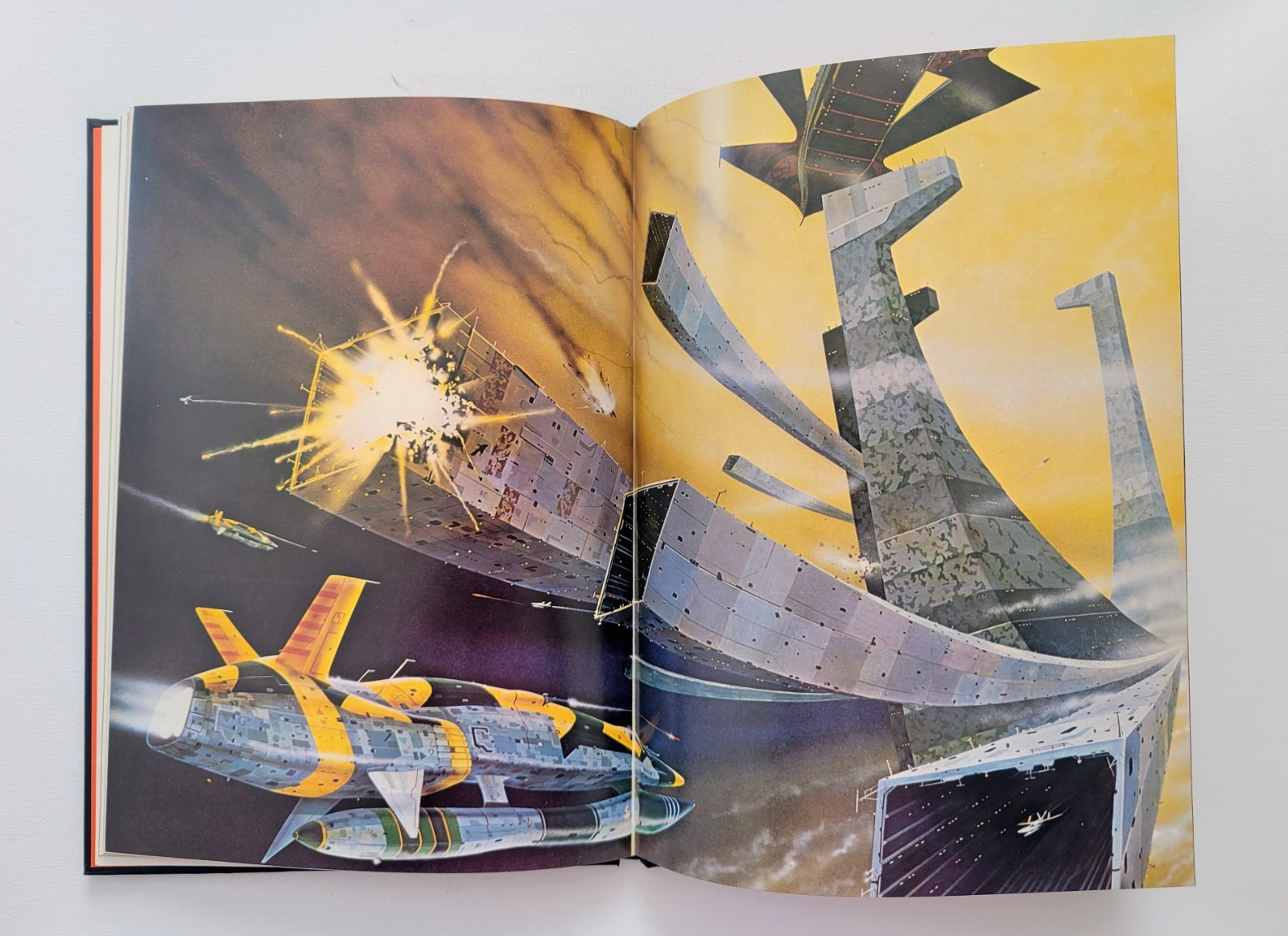 Worlds At War by Steven Caldwell, 1980 Crescent Books HC-DJ