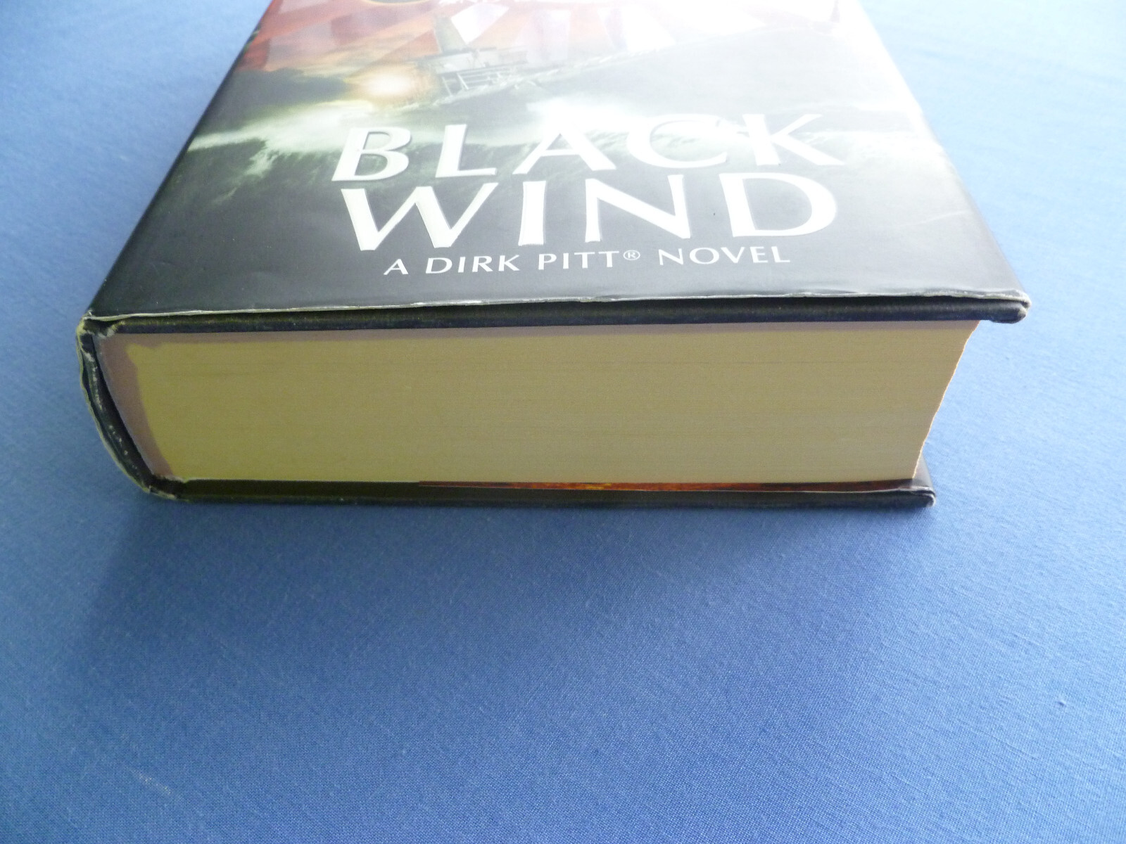 Black Wind by Clive Cussler – 2004 hardcover book (24cm) CRIME THRILLER Novel