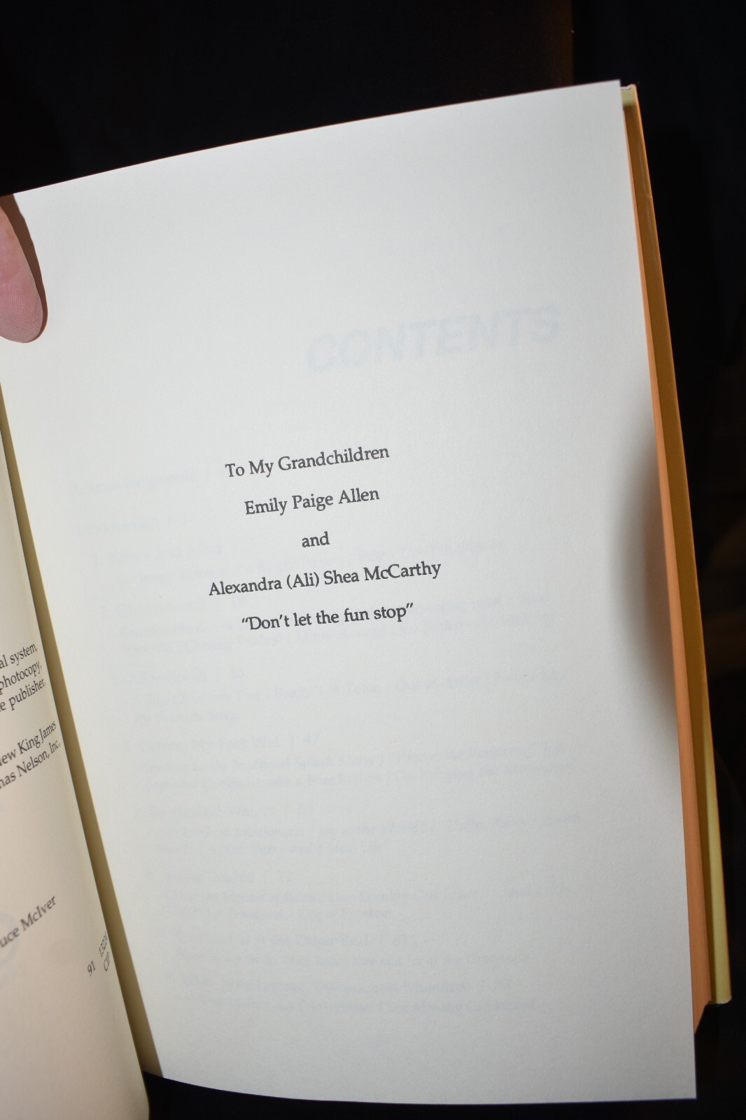 Guide Post Hardback Book. Bruce McIver. 1991. USA. 2in1 Stories. 158 Pages