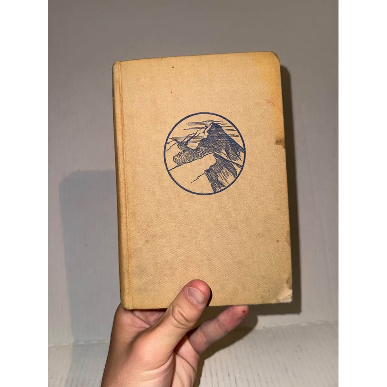 Lost Horizon by James Hilton (1933) Grosset & Dunlap Hardcover Novel