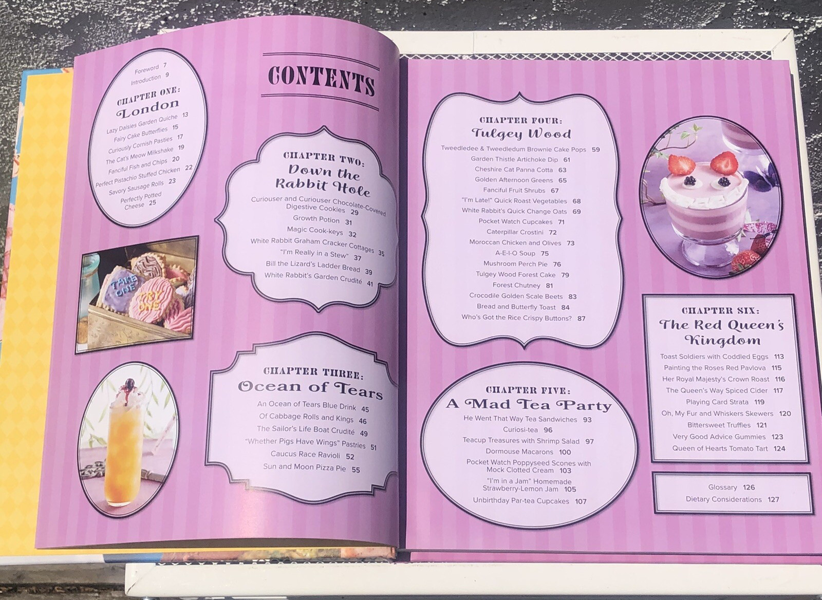 Alice in Wonderland The Official Cookbook Disney 50+ Topsy-Turvy Recipes Elena C