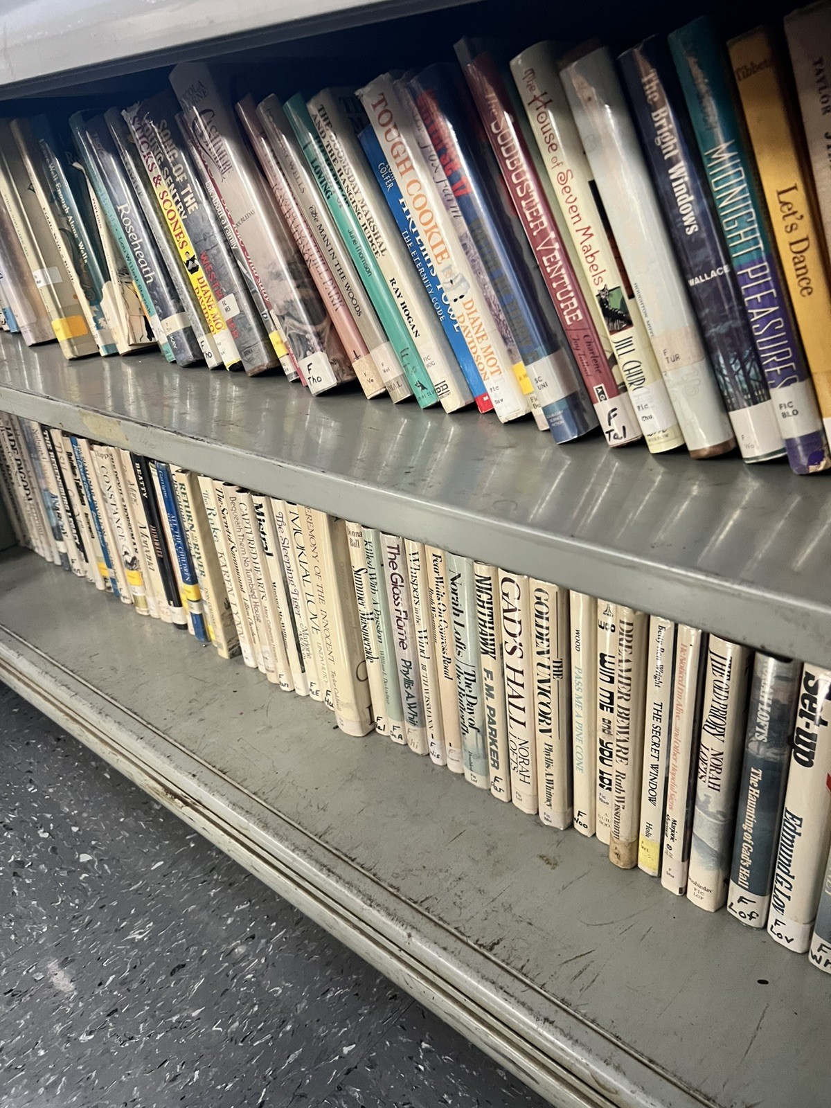 Vintage Lot of 10 Pounds hardback INSTANT COLLECTION Books MIX GENRE SET