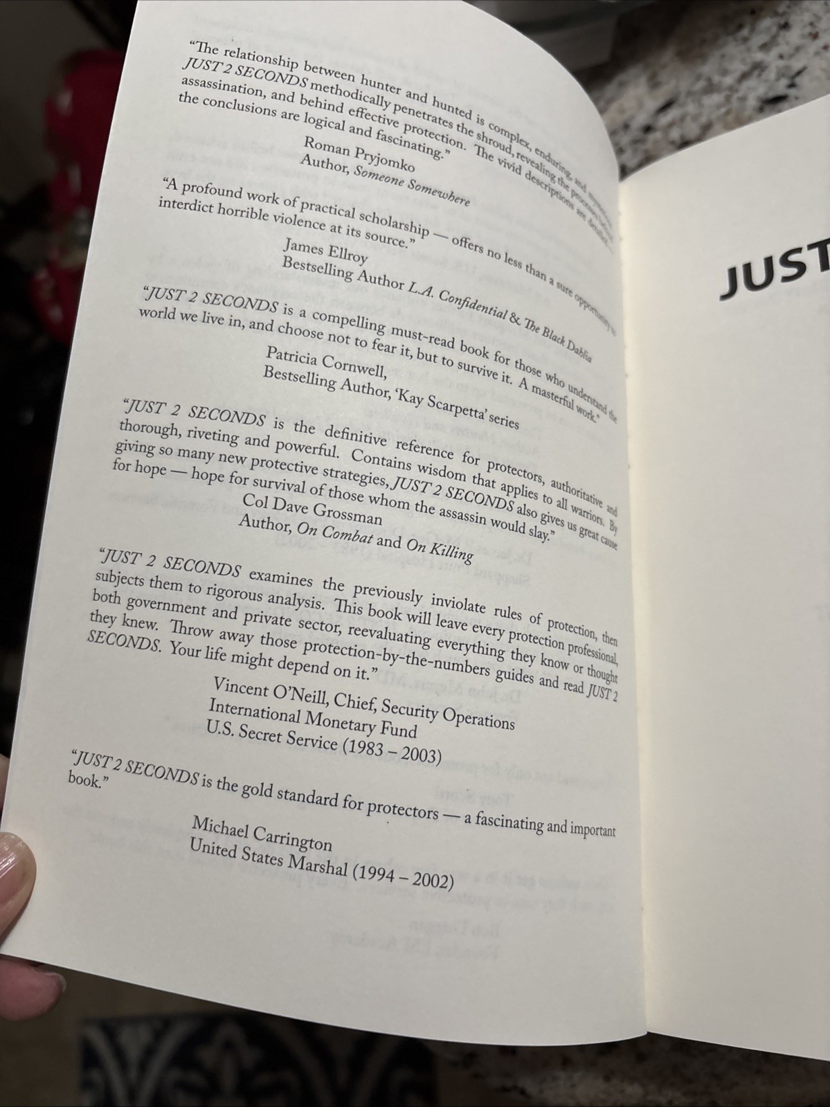 Just 2 Seconds by Gavin de Becker, Tom Taylor &Jeff Marquart, 1st edition 2008