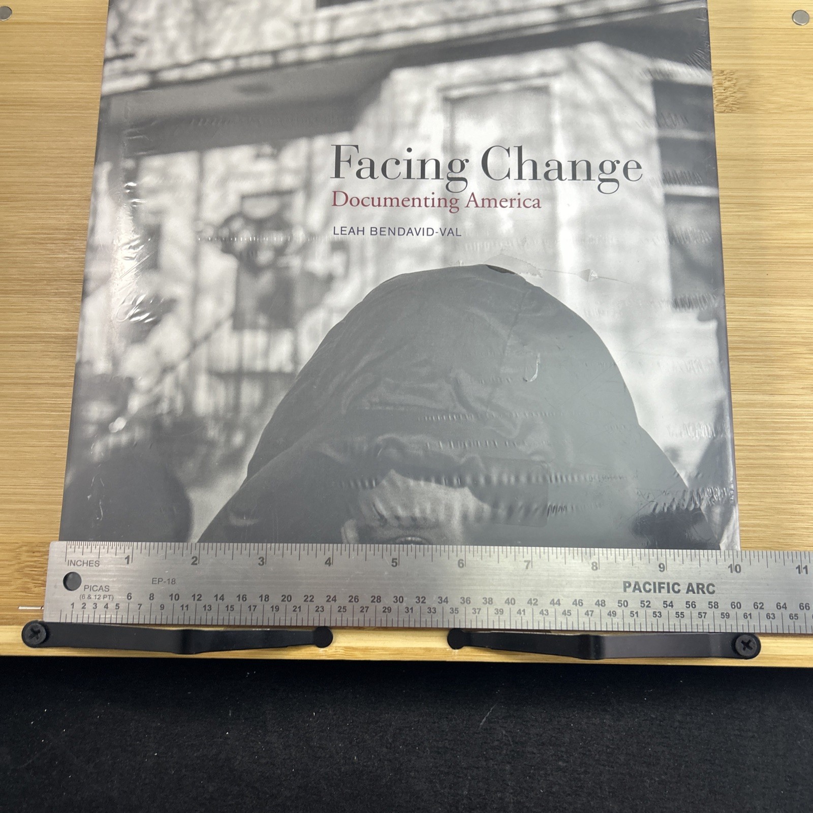 SEALED Facing Change: Documenting America by Leah Bendavid-Val HC