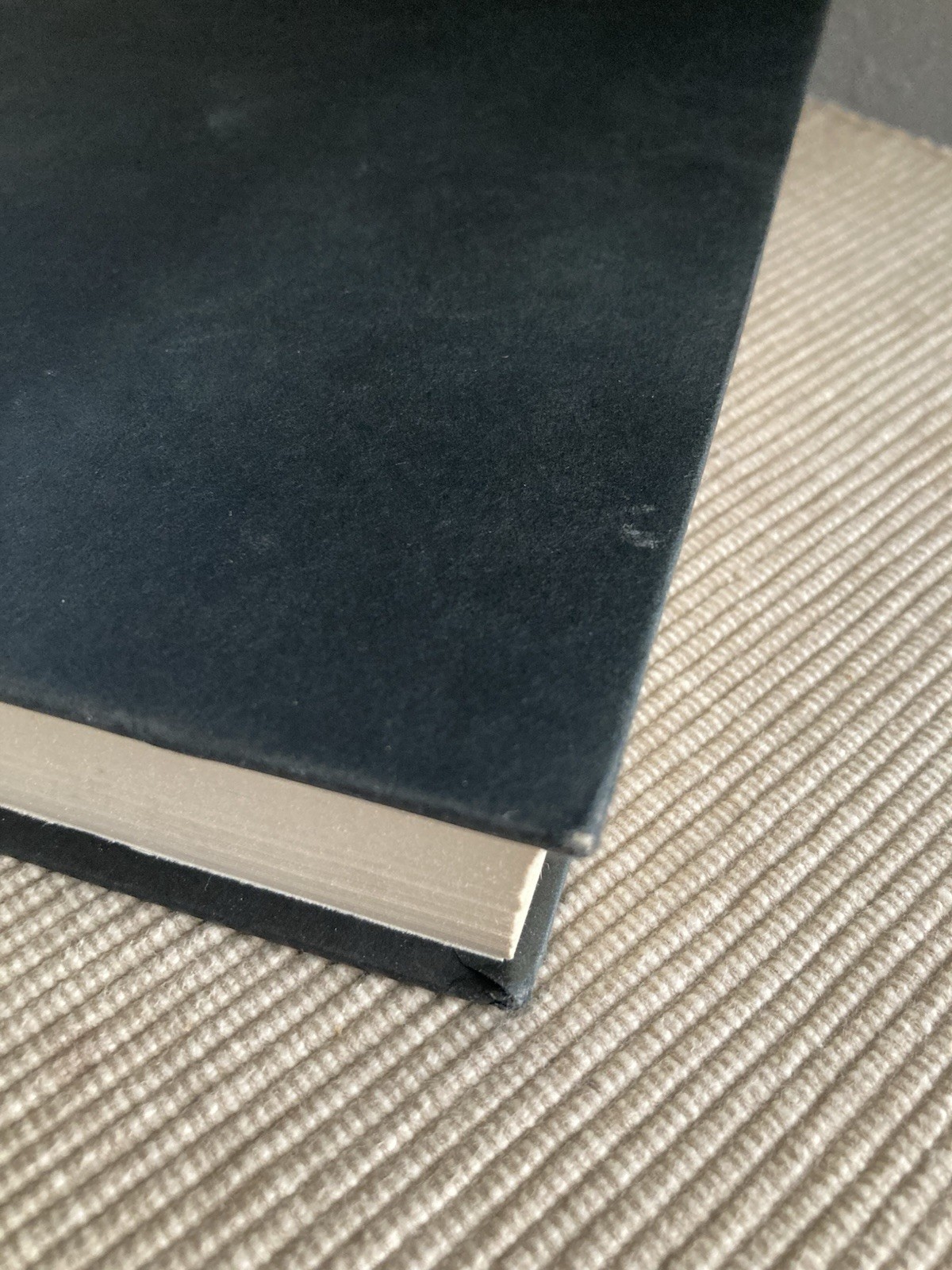 Throne of Glass by Sarah J Maas – 1st Edition/Later Print, OOP Cover!