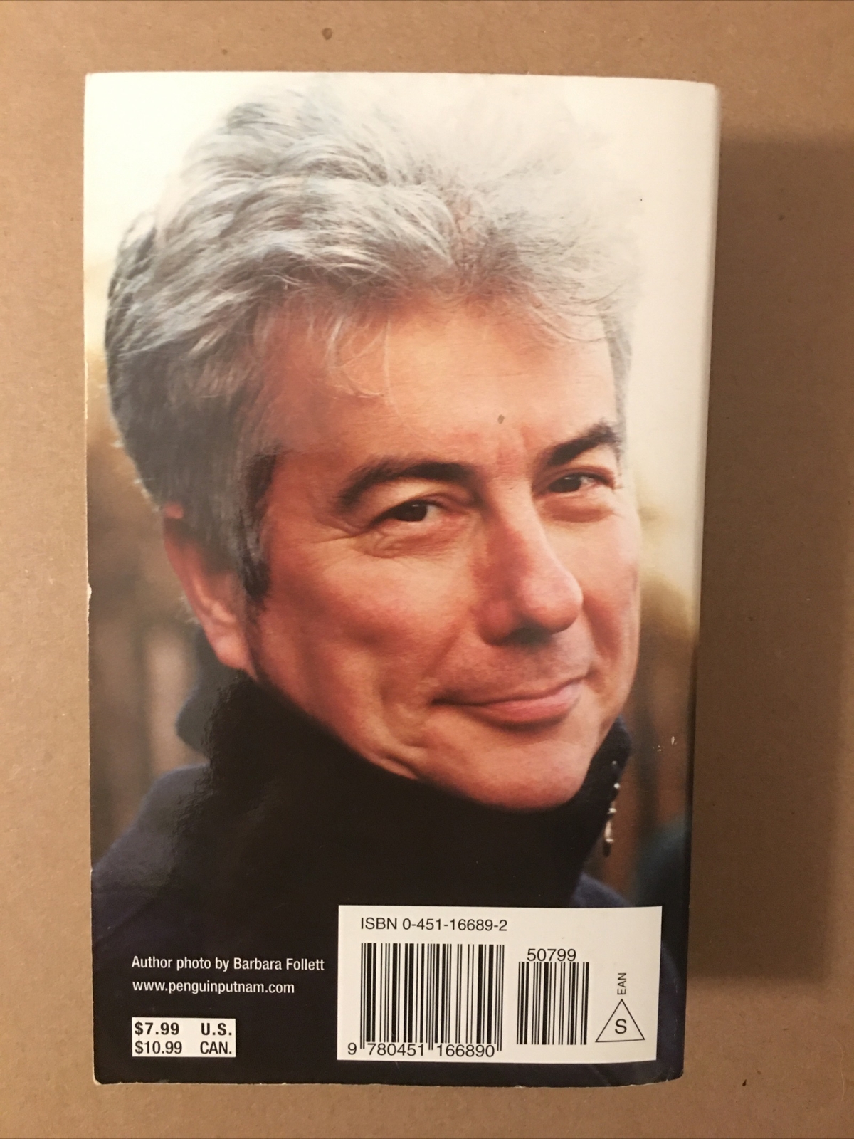 The Pillars Of The Earth By Ken Follett, 1990, 1st Printing, Paperback