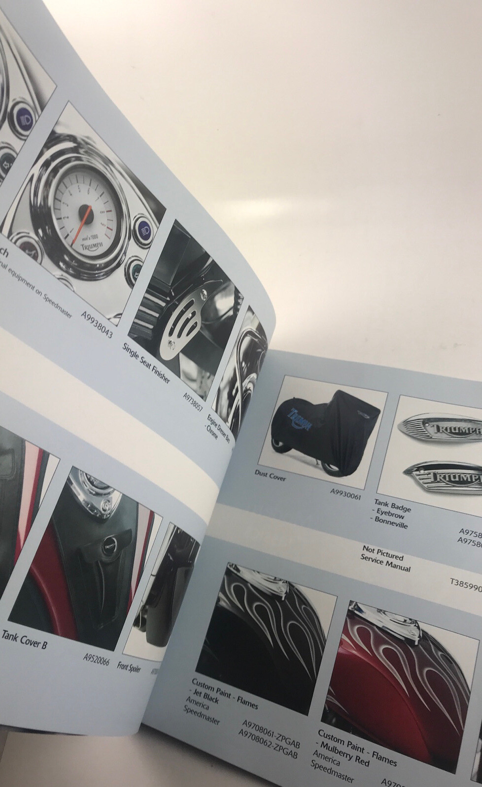 2007 Triumph Motorcycles Accessories 82 Pages