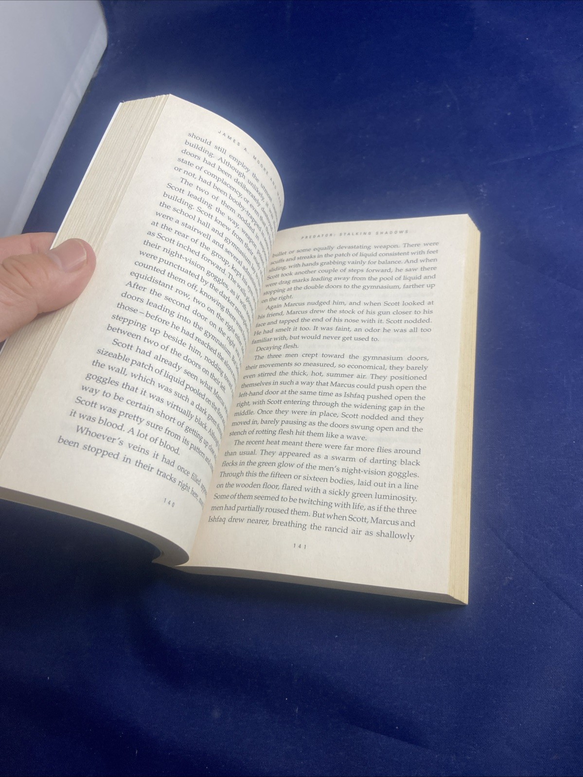 Predator: Stalking Shadows Format: Paperback