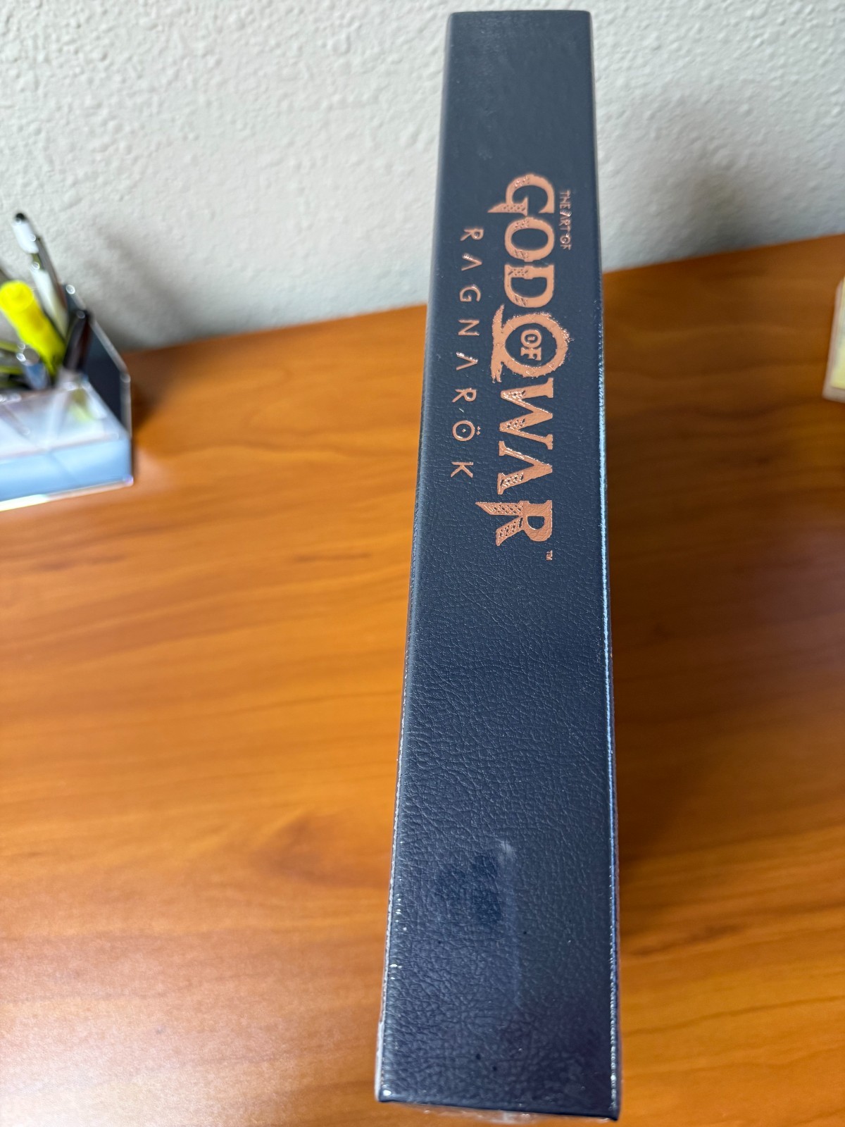 The Art of God of War Ragnarök (Deluxe Edition) Dark Horse Comics HC Book/Prints