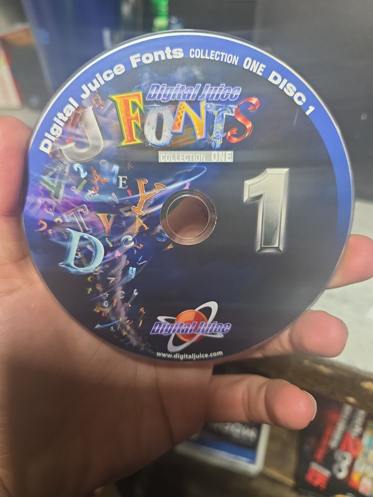 Digital Juice Fonts, Col One, Vol 1 -35 DVD-ROM (English) 3 Disc Set, Good