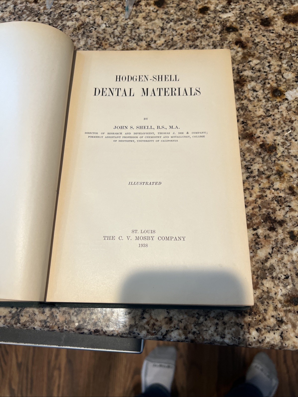 Hodgen-Shell DENTAL MATERIALS book hc 1938 JOHN S SHELL dentistry