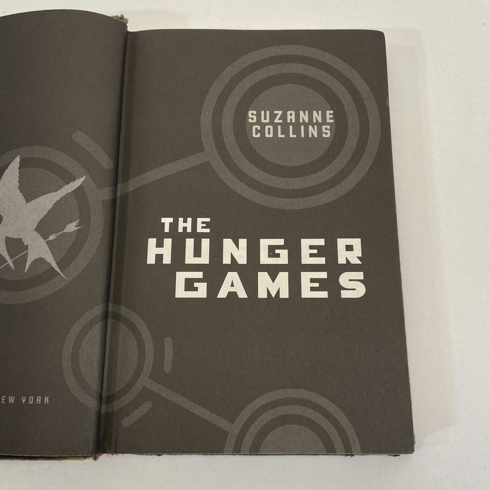 Suzanne Collins Hunger Games 1st Edition & Printing 2008 Ex-Library Hardcover