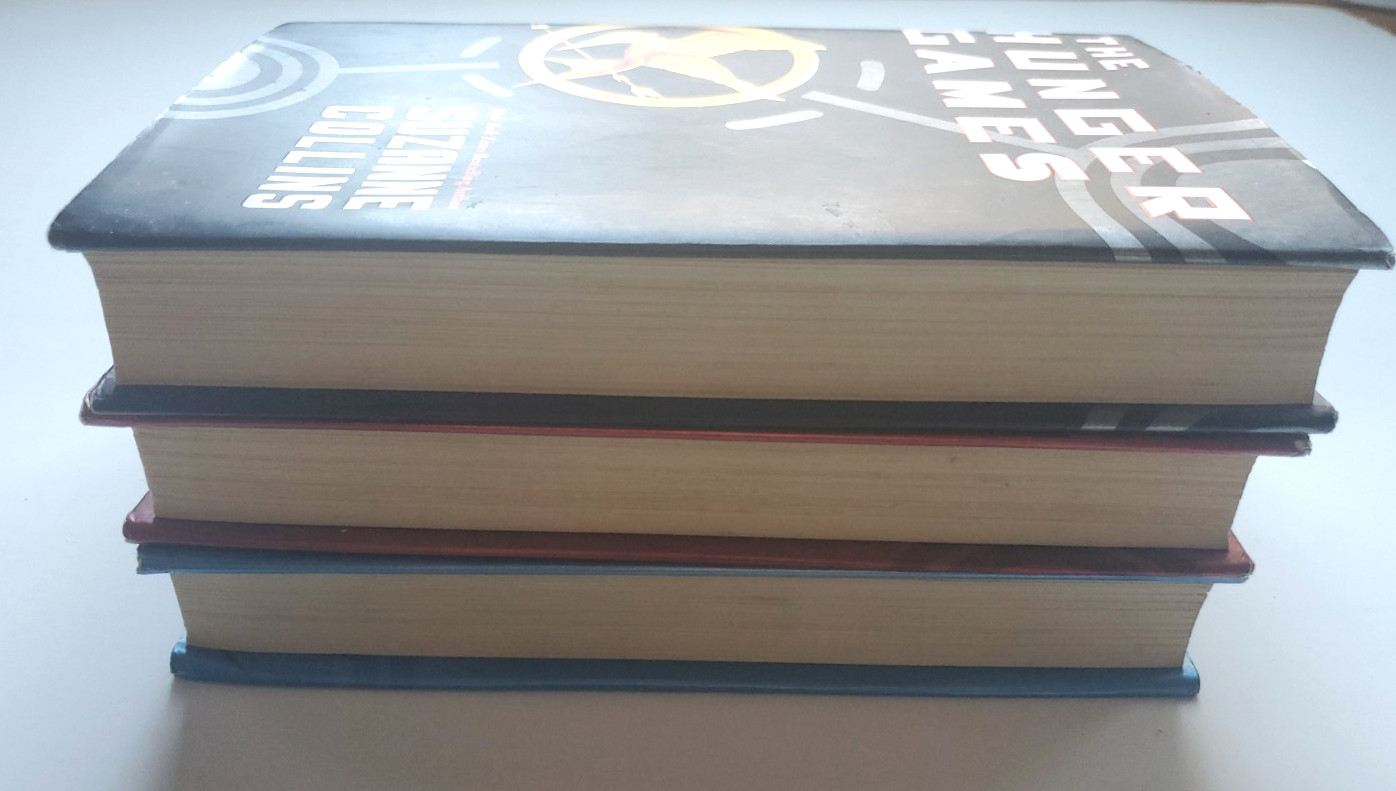 Hunger Games Trilogy HARDCOVER Catching Fire Mockingjay All 1st Editions Lot 3