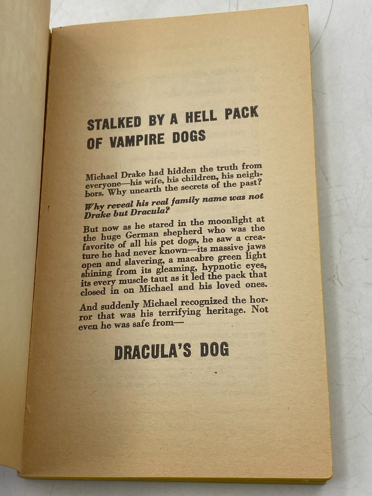 KEN JOHNSON PAPERBACK – Dracula’s Dog 1978 (Paperbacks From Hell) (1st printing)