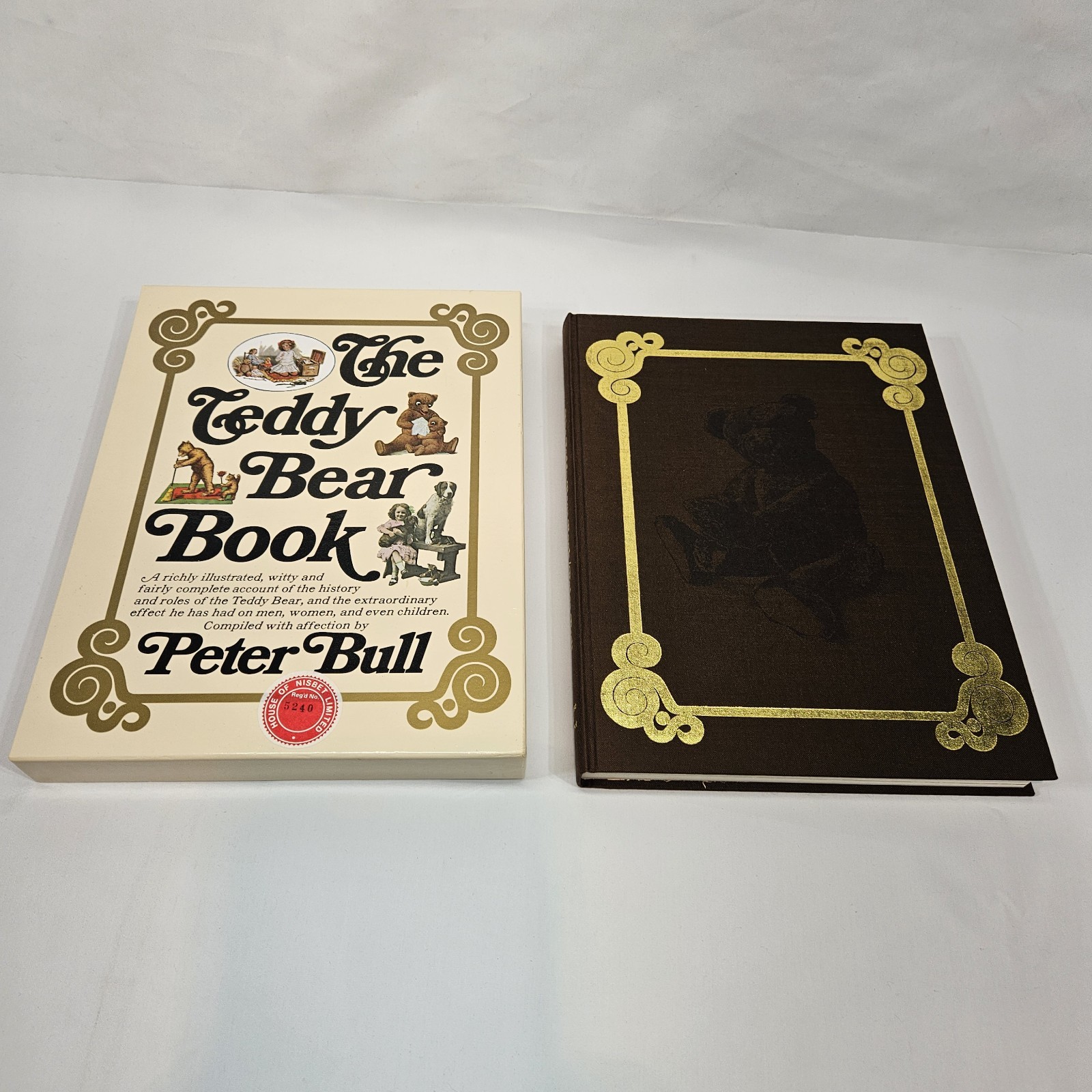 The Teddy Bear Book by Peter Bull (Signed limited edition) 5240/10,000