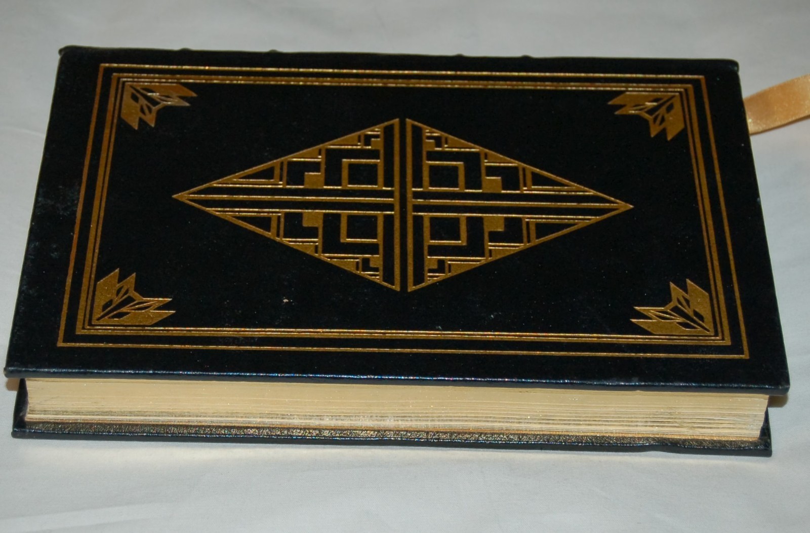BOOK The Easton Press Loyalties A Son’s Memoir Signed Carl Bernstein 1st Edition