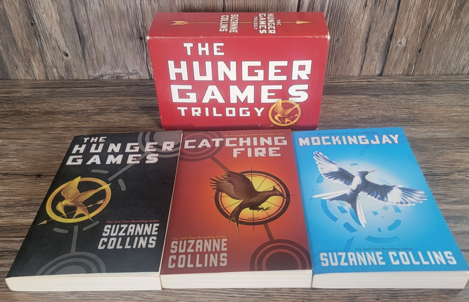 The Hunger Games Trilogy Box Set Suzanne Collins Paperback Books 3-Book Lot YA