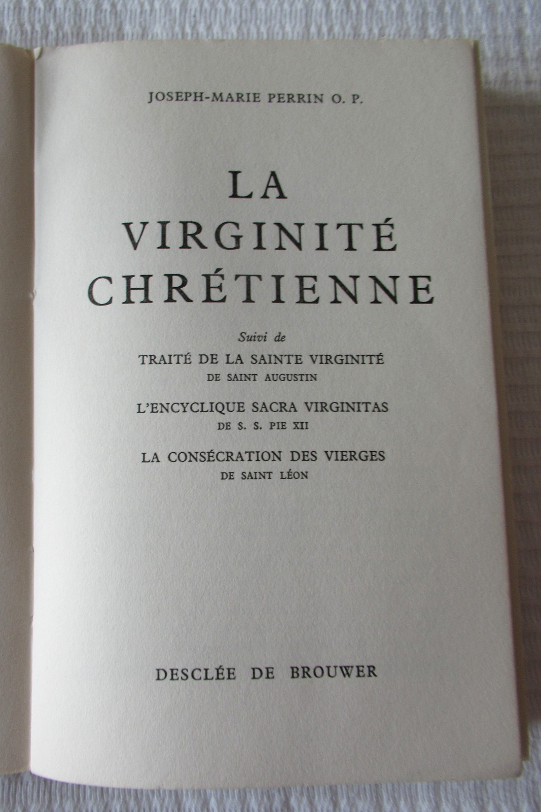 La virginité chrétienne by Joseph-Marie Perrin (softcover, 1955) Good cond.