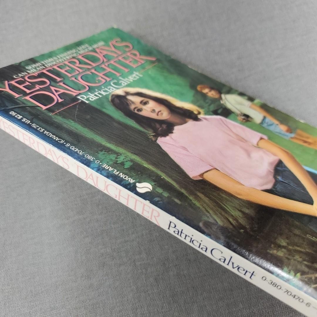 Yesterday’s Daughter Patricia Calvert 1988 Vintage Paperback Book Avon Flare
