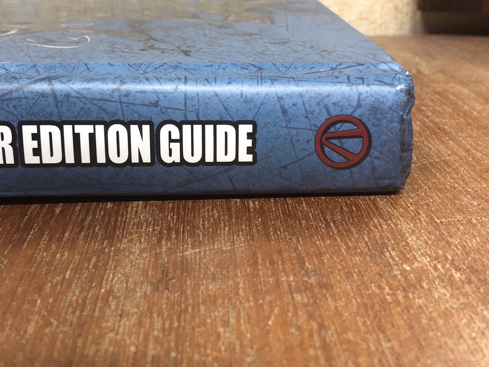 Borderlands 2 Game of the Year Edition Strategy Guide Book