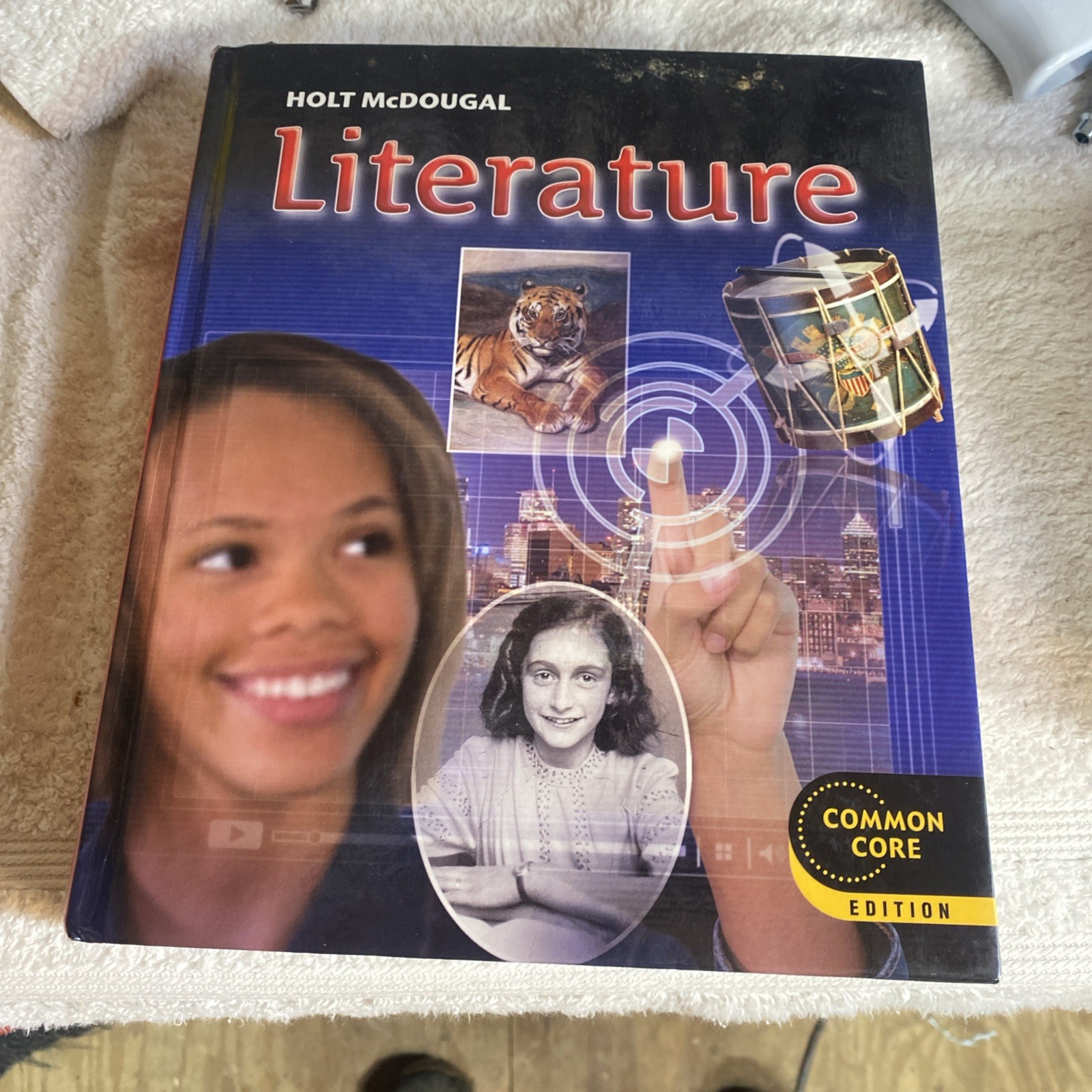 Holt Mcdougal Literature Ser.: Holt Mcdougal Literature : Student Edition Grade