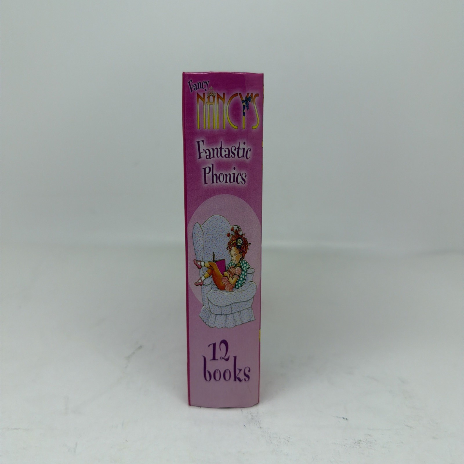 Fancy Nancy’s Fantastic Phonics- Short & Long Vowel Sounds- 12 Bks In 1 Reader