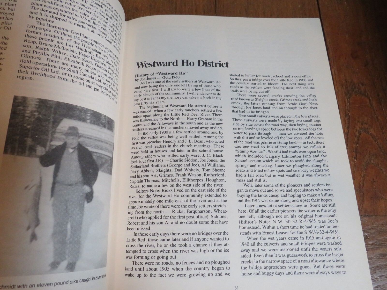 Links of Memory History Book, Harmattan Westward Ho CANADA genealogy 1983 1st ED
