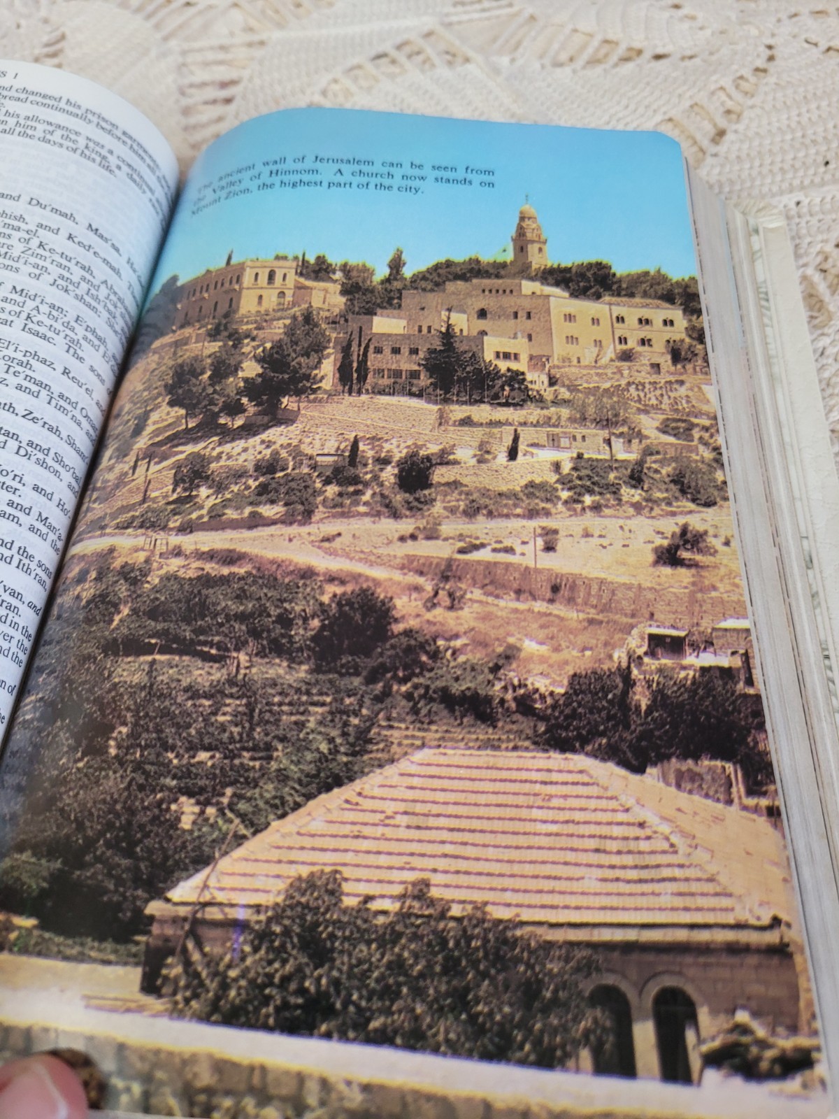 Holy Bible KJV 1970 National Bible Press White Bonded Leather Study Edition