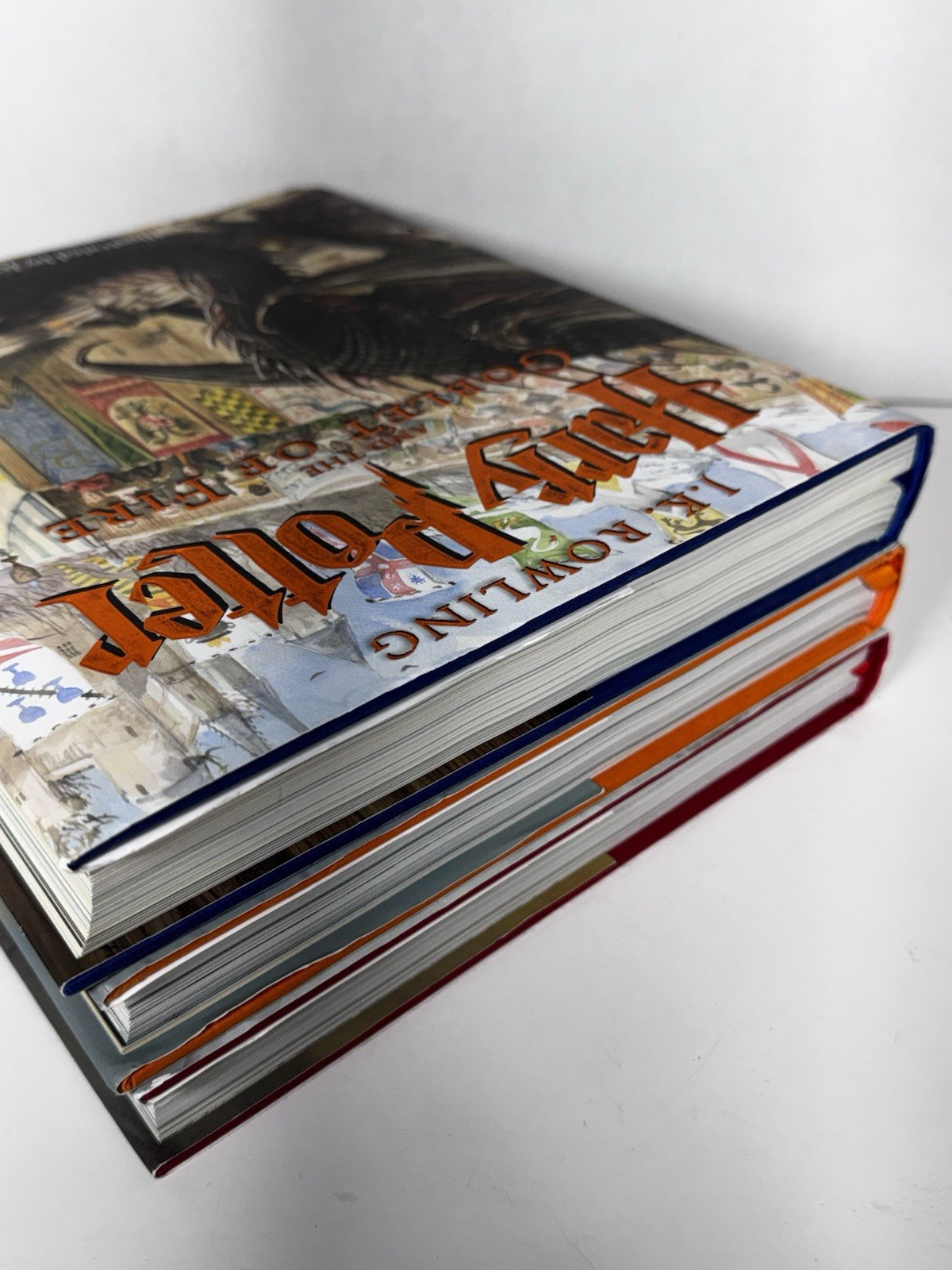 Harry Potter Hardcover/illusrated by Jim Kay books ( year 1,2,4) W/ Dust Covers