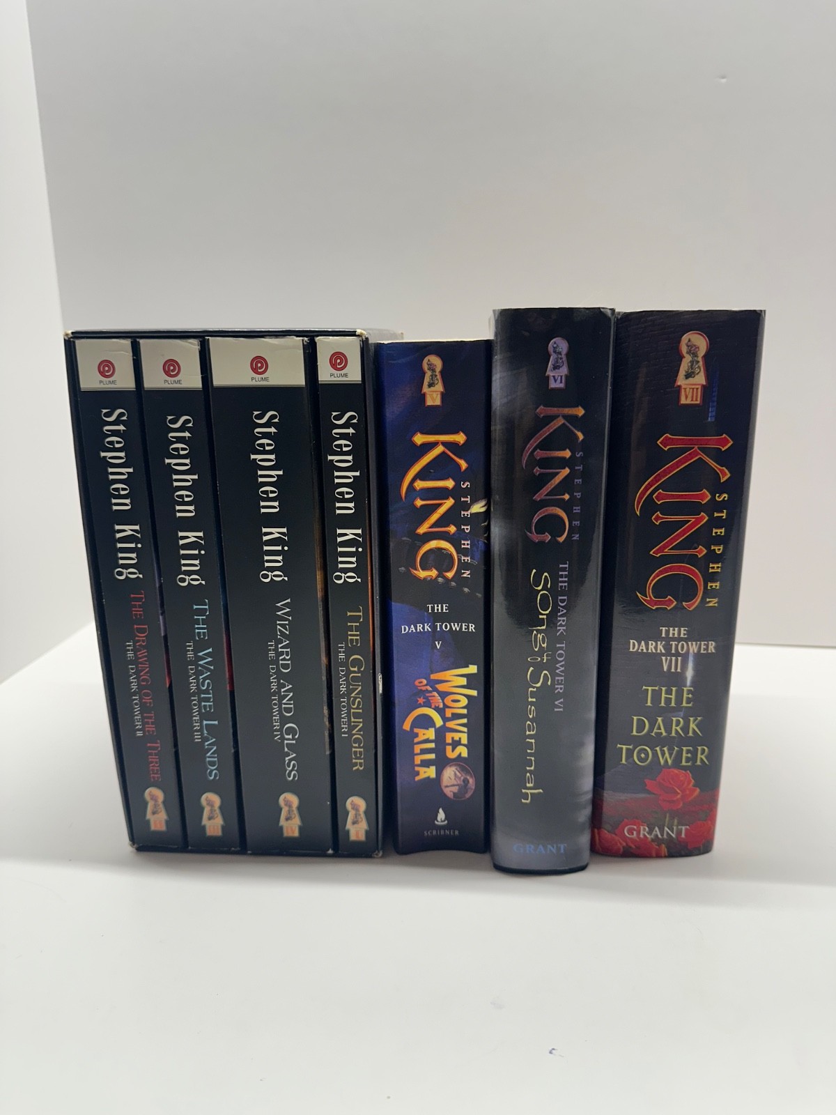 THE DARK TOWER-1,2,3,4 BOX SET and 5 paperback plus 6,7 hardcover Stephen King