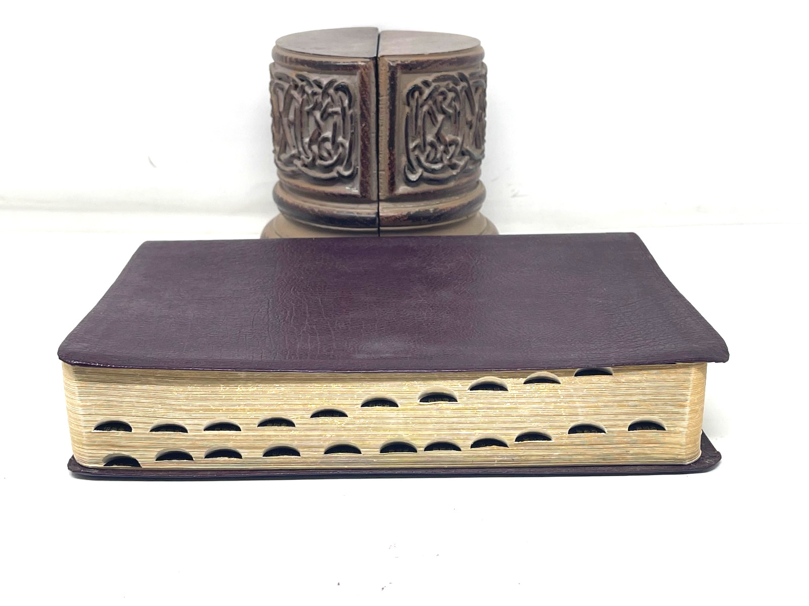 Zondervan KJV Study Bible Leather Bound Indexed 2002