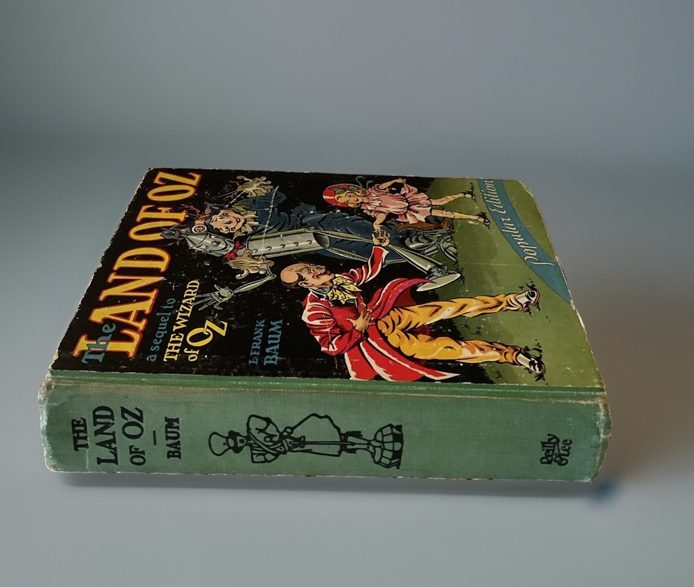 The Land of Oz Hardcover Book L Frank Baum 1939 Reilly Lee Popular Edition VTG