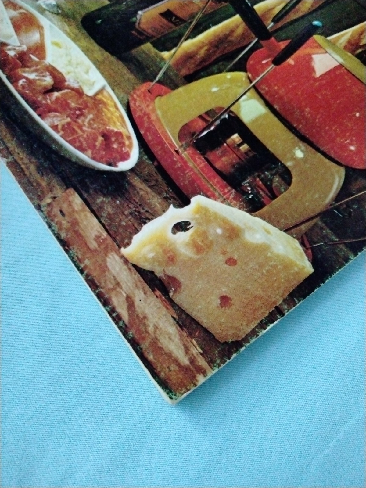 Fondue Is In’ Donna Grimes Potpourri Press 1970 Cookbook Recipes Entertaining