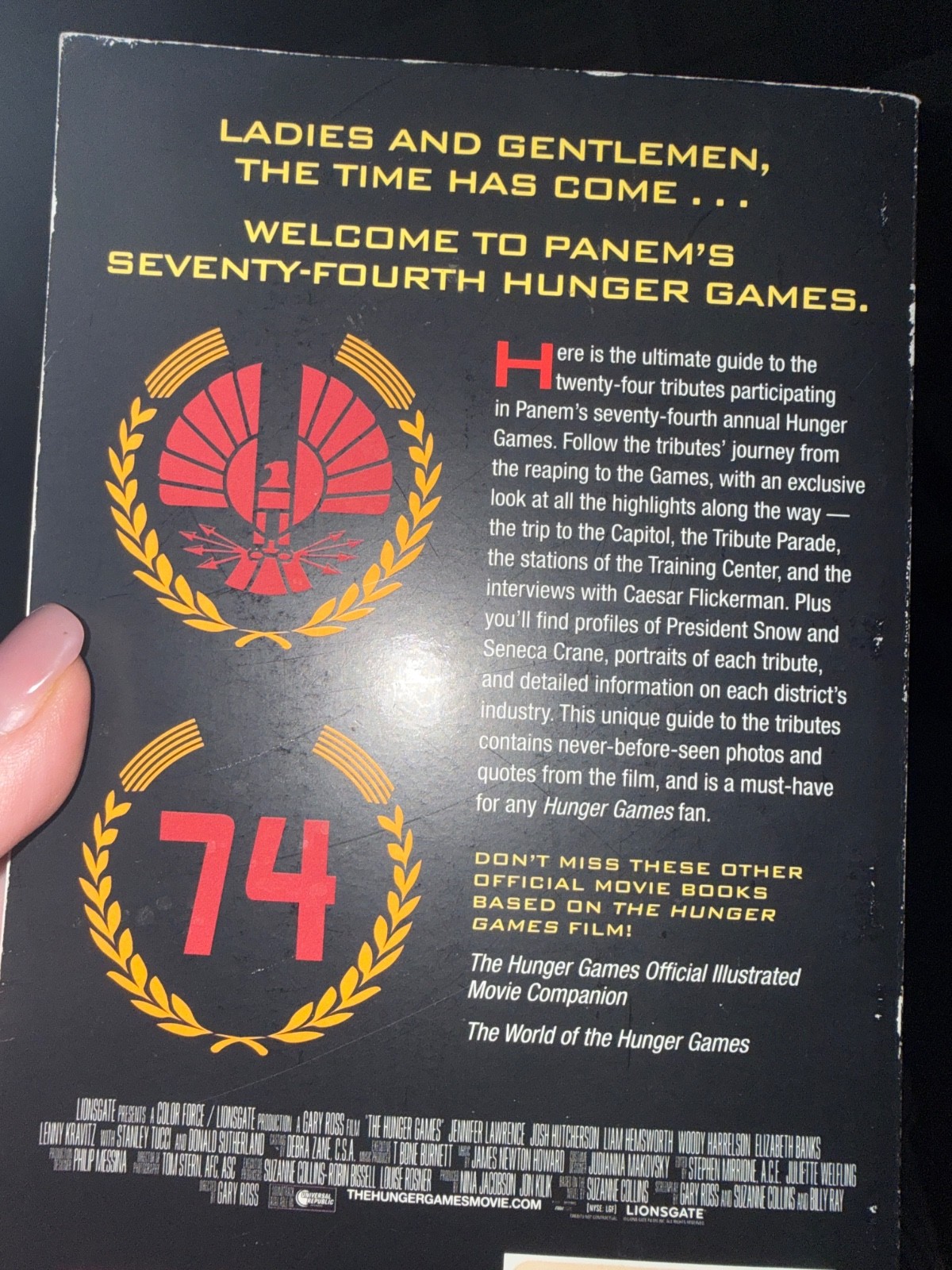 THE HUNGER GAMES Trilogy Hardcover Set Suzanne Collins + Trilogy Guide book
