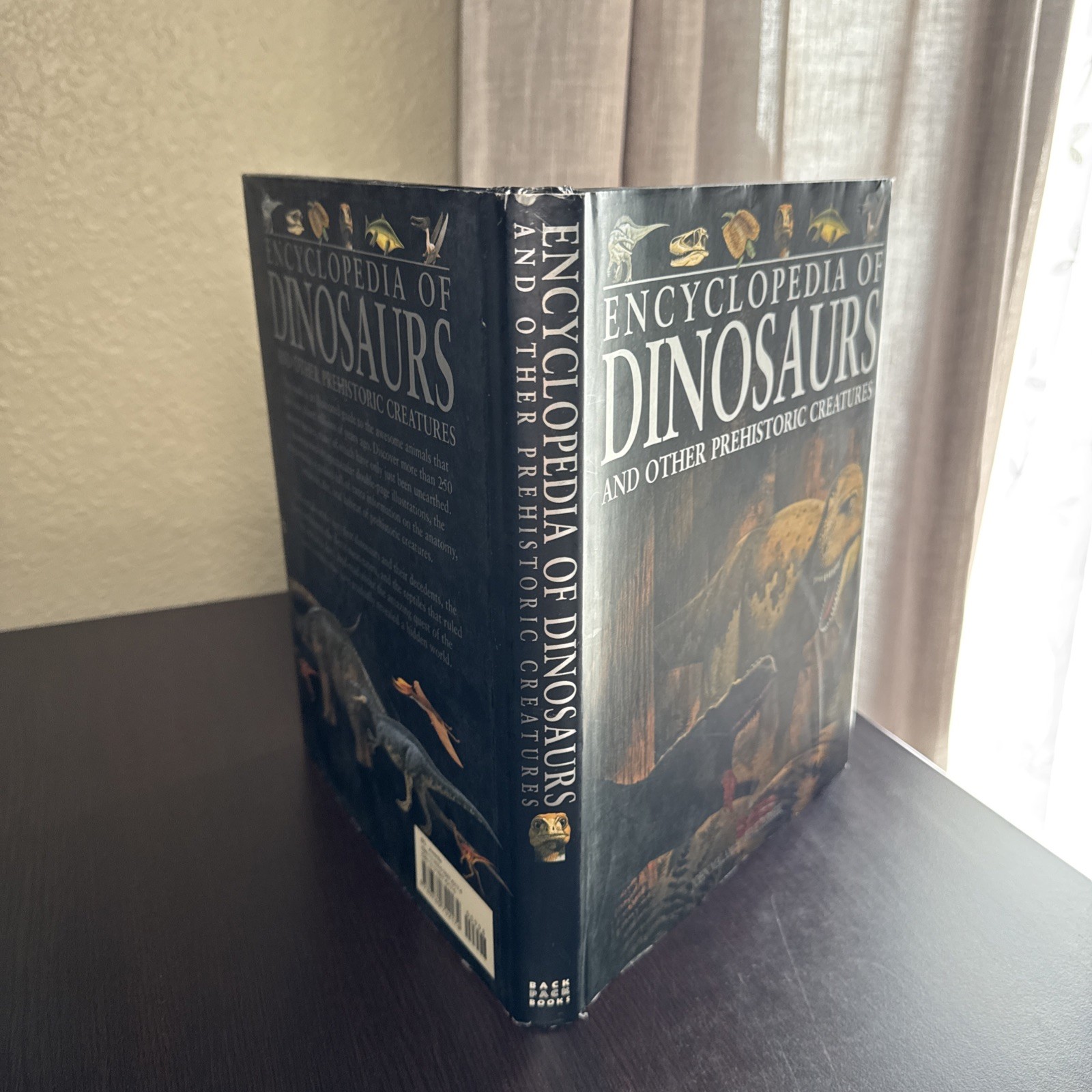 Encyclopedia of Dinosaurs and other Prehistoric Creature | by John Malam HCDJ