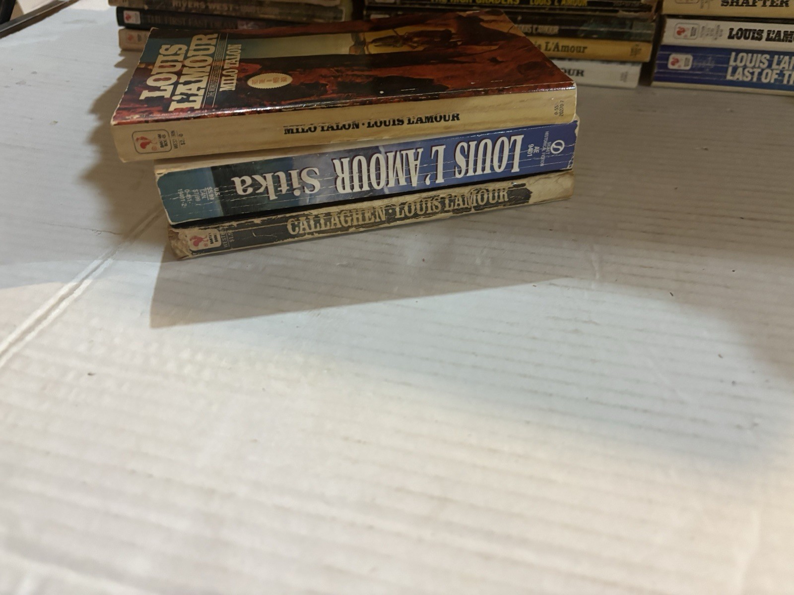 Huge Louis L’Amour Lot of 150 Western Paperback Books Vintage Collection