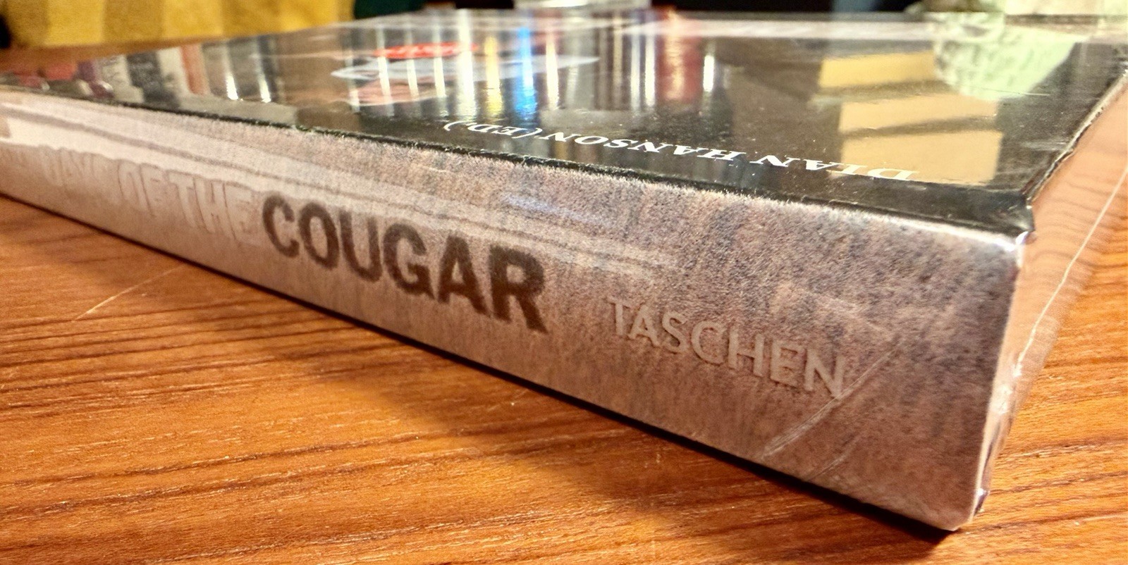 Days of The Cougar by Liz Earls and Dian Hanson 2011 Hardcover BRAND NEW Erotic
