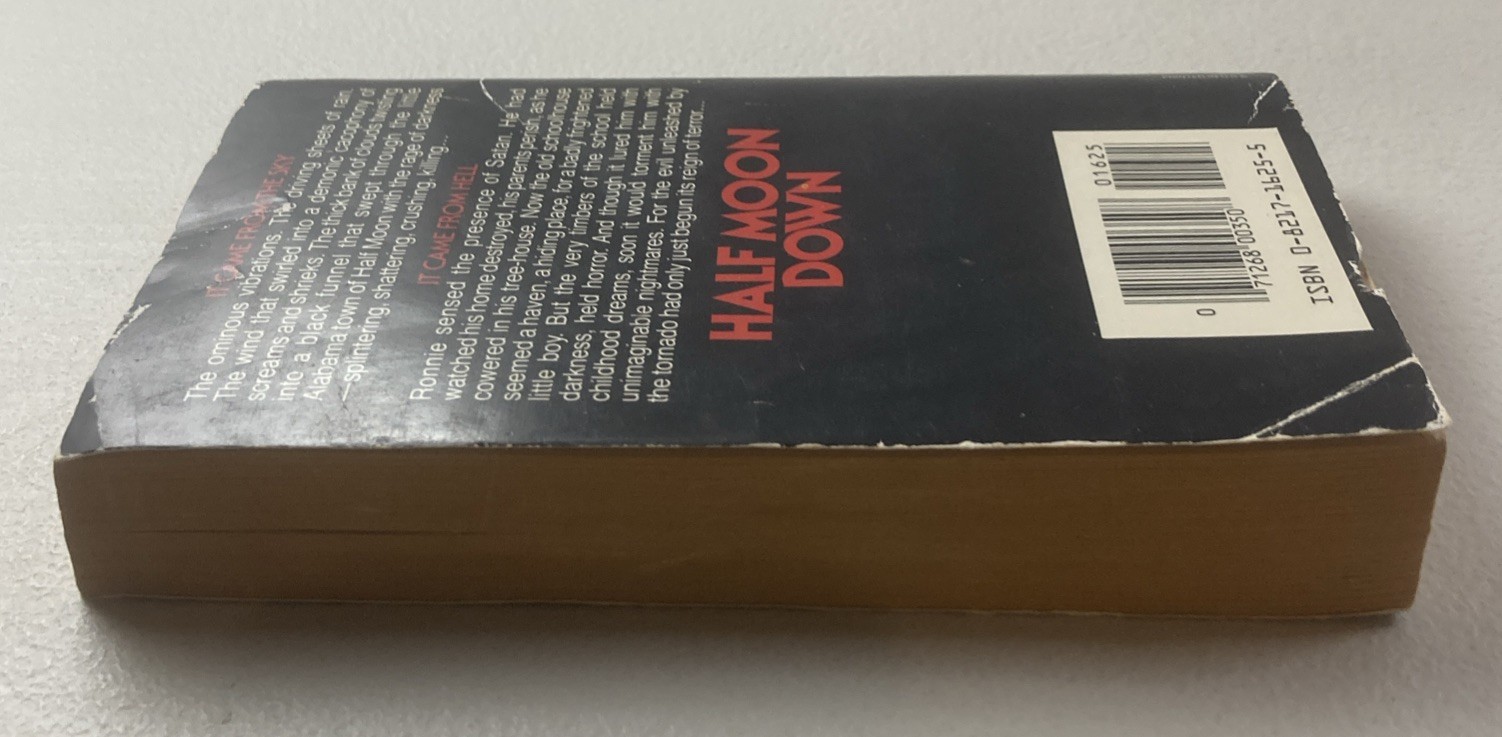 Half Moon Down by Stephen Gresham (Paperback, Zebra Horror, 1985 First Printing)