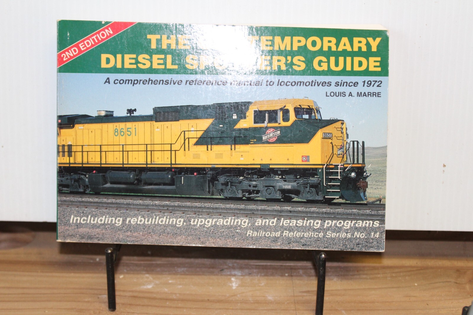 Contemporary Diesel Spotter’s Guide, Louis A. Marre (1995, Trade Paperback)(428)
