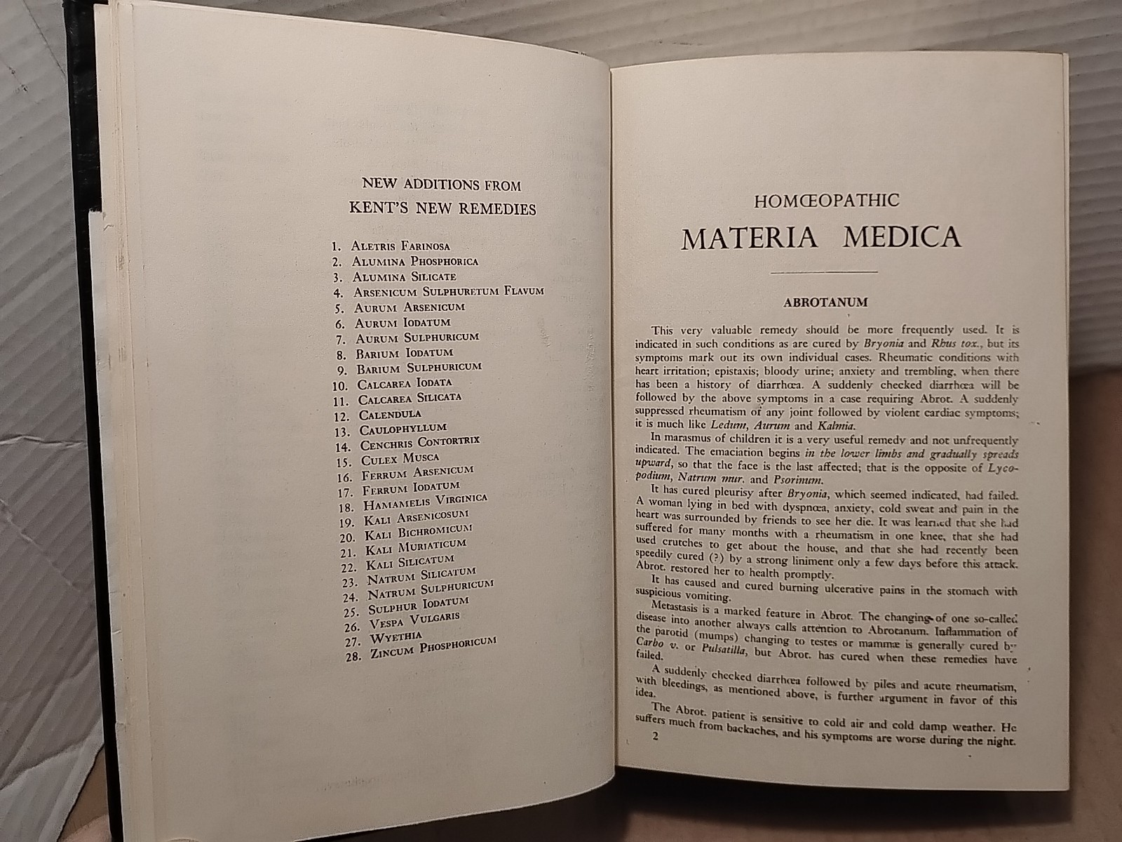 Lectures on Homoeopathic Materia Medica by J. T. Kent 1990 B. Jain Pub Hardcover